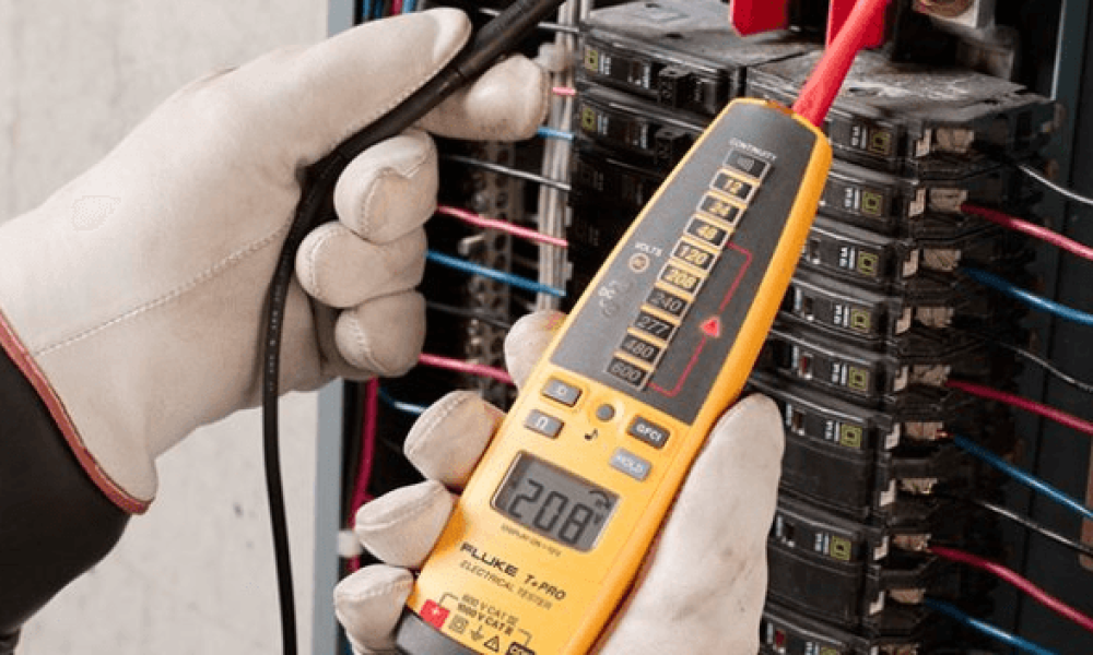 Electrician repairing electrical panel Services in new jersey